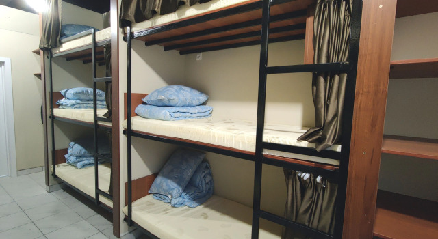 Кровать в общем номере (мужской номер) Magoniya Hostel
