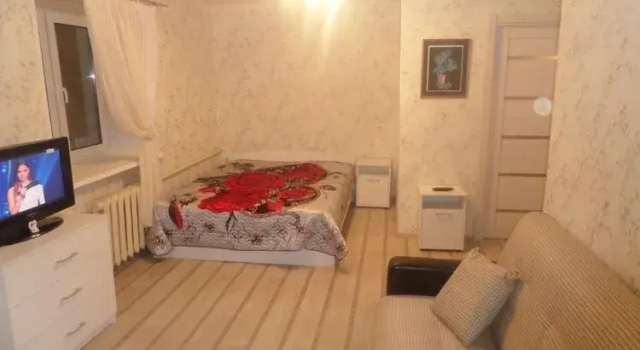 Na Nekrasova Flat, Prenota Appartamento Jaroslavl' 