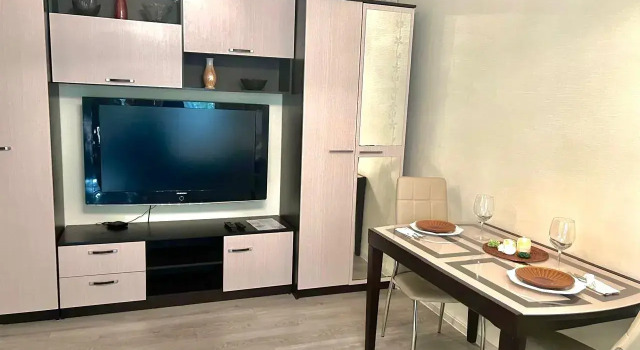U Metro V Tikhom Zelenom Rayone Flat, Reservar Apartamento SZAO Area Moscou, perto de Planernaya Metro Station