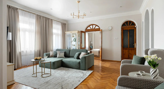 Квартира GM Apartments Новая и тихая Трехкомнатная на Тверской, Забронировать Апартаменты/квартира Тверской Центральный административный округ