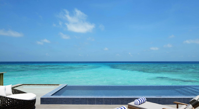 Вилла Overwater с видом на бассейн и восход Radisson Blu Resort Maldives with 50 percent off on Sea Plane round trip 03 nights & above
