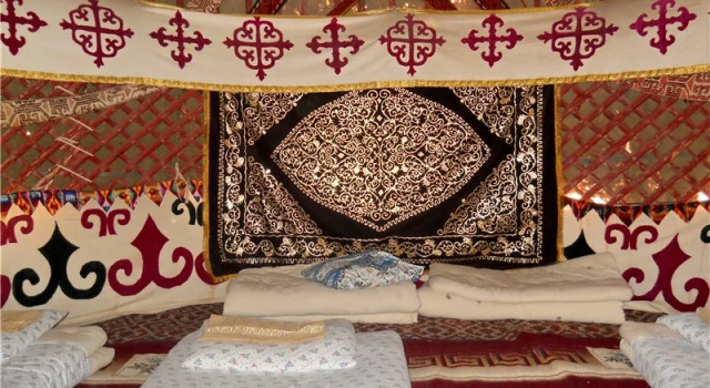Семейный номер Standard с красивым видом из окна Кемпинг Almagul Yurt