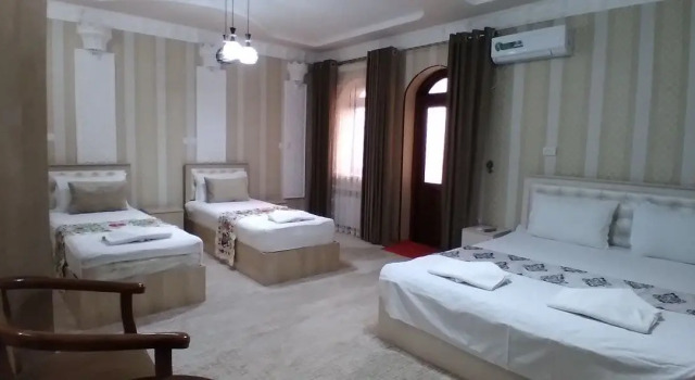 Superior Quádruplo quarto varanda e com vista Retro Registan Hotel