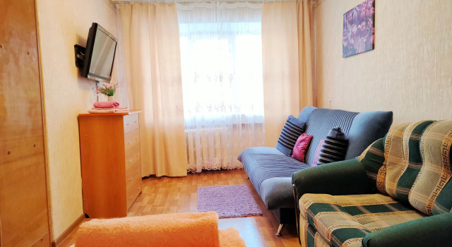 Active-Room Apartments, Prenota Appartamento Hotel a Tyumen Region con parcheggio, Parcheggio