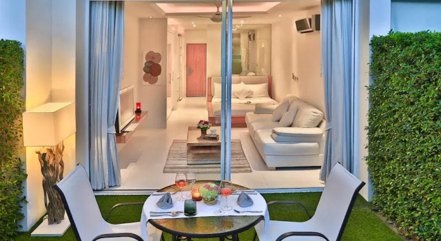 Двухместная студия люкс Garden Pool Access с балконом Chi Samui Resort