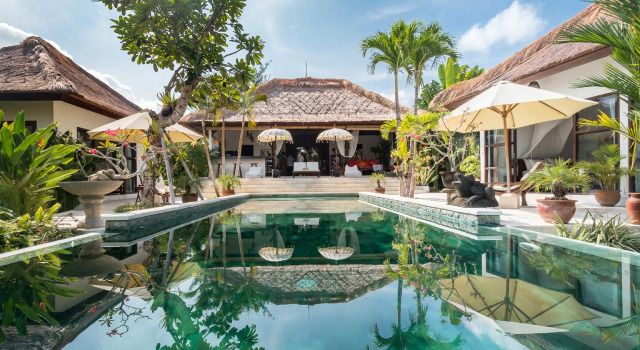 Tibu Indah Villa, Rezervovat Vila Chaty v Bali, Chalupa