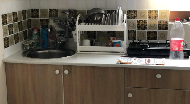 Uyutnyj 10A Guest House, Varaa Matkakoti Hotellit Suhumi pysäköinnillä, Pysäköinti