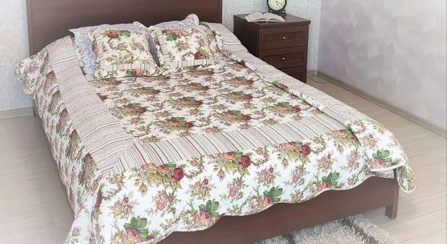 Na Ulitse Proletarskaya 109 Flat, Prenota Appartamento Hotel a Tyumen Region con parcheggio, Parcheggio