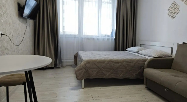 Studiya Na 10 Etazhe V Tsentre Ulan-Ude Flat, Prenota Appartamento Hotel a Buryatia con parcheggio, Parcheggio