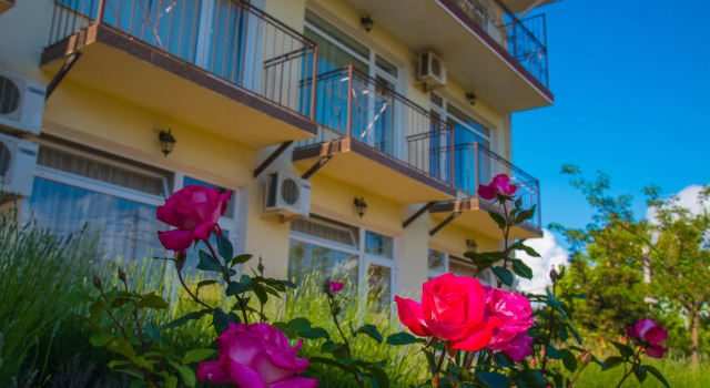 Roza Vetrov Guest House, Rezerwuj Pensjonat Pensjonaty w Crimea, Pensjonat