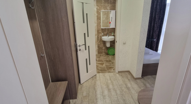 Четырёхместный номер Comfort с балконом и рядом с пляжем Отель Легенда