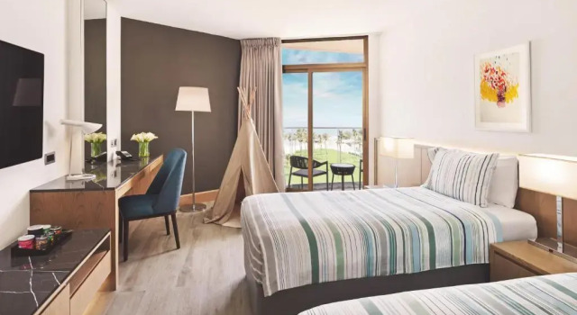 Номер Two Connecting с видом на море Курортный отель JA The Resort - JA Beach hotel