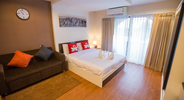 Апартаменты ZEN Rooms Soi Chom Chan
