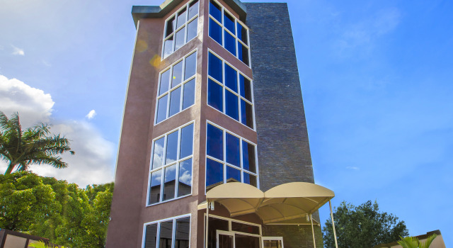Q-Inn Boutique Hotel, Buchen Sie Boutique Hotels in Paramaribo mit Frühstück, in der Nähe von Waterkant, Frühstück