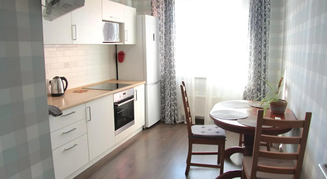 Uyutnaya 2-K Kvartira Zhk Tri Bogatyrya Apartments, Prenota Appartamento Kazan' Tatarstan