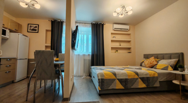 Studiya Luna na Sudoremontnoy 31/1 Apartments, Prenota Appartamento Hotel a Tyumen Region con parcheggio, Parcheggio