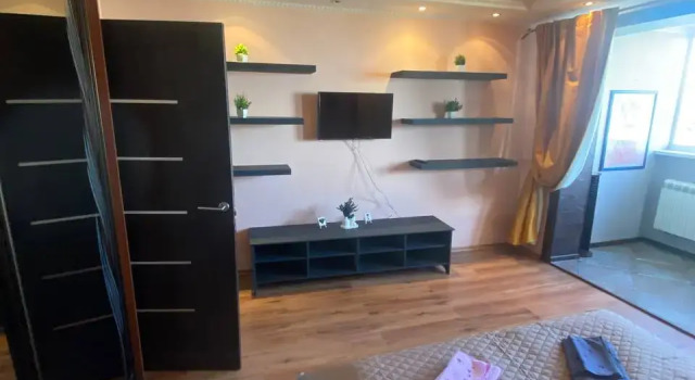 Uyutnaya V Mytischakh Ryadom S Tsentrom I Stantsiey Flat, Buchen Sie Ferienwohnung Günstige Hotels in Oblast Moskau