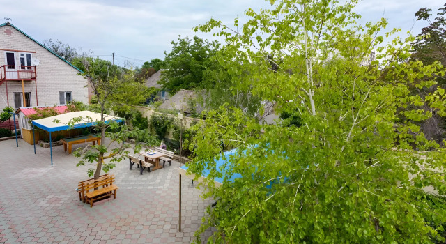 Semejnyij Guest House, Rezervovat Penzión Chernomorskoe 