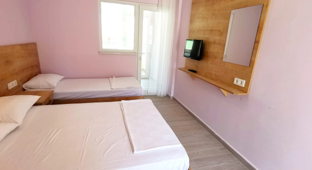 Номер Standard c 1 комнатой с балконом и с видом на сад Мини-отель Motel Lavanda