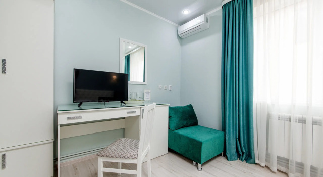 Двухместный номер Deluxe с видом на внутренний двор Меблированные комнаты Home-otel