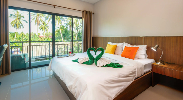 Люкс c 1 комнатой с балконом и с красивым видом из окна Happy Eight Resort