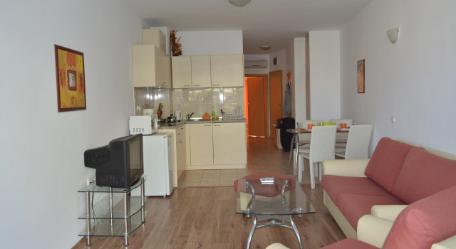 Апартаменты Julia Family Apartments