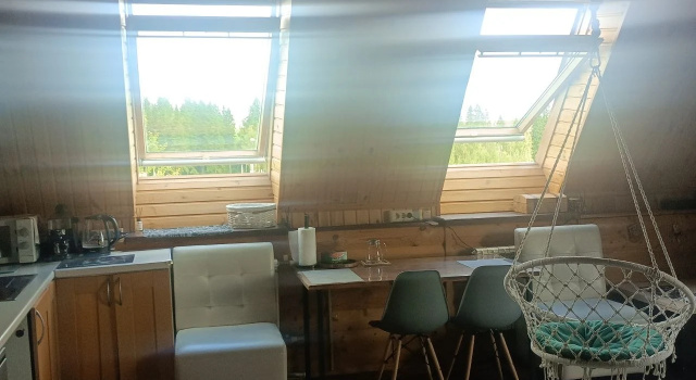 Uyutnaya Studiya okolo Gornolyzhnogo Kompleksa Sorochany Flat, Book Lejlighed Hoteller i Moskva oblast med parkering, Parkering