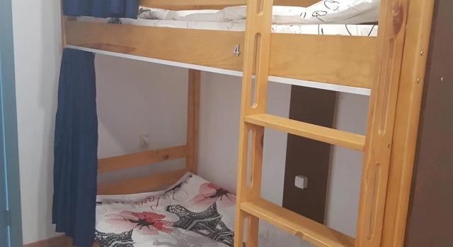 Четырёхместный семейный номер Standard Hostelroof_vl