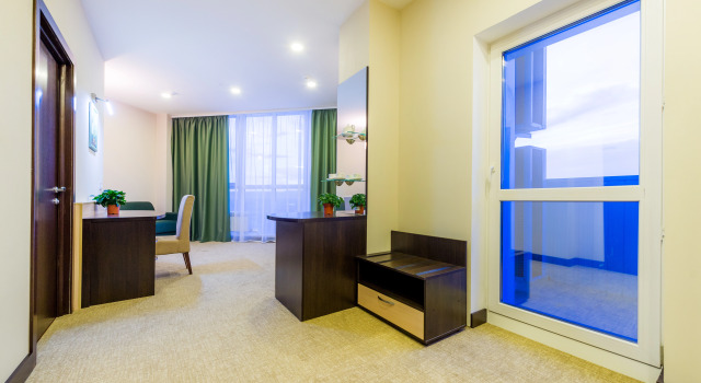 Двухместный люкс с видом на город Reston Hotel & Spa
