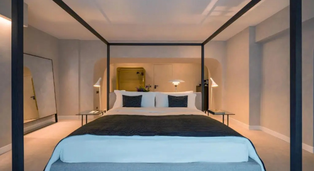 Monograph Hotel (by Travel Agency)