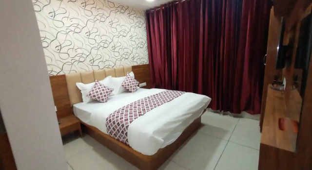 Dreamland Hotel, Rezervovat Hotel Hotely v Gujarat s parkováním, Parkování