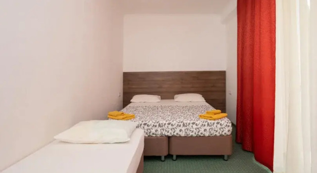 Трёхместный номер Comfort с балконом Гостевой дом Эльф
