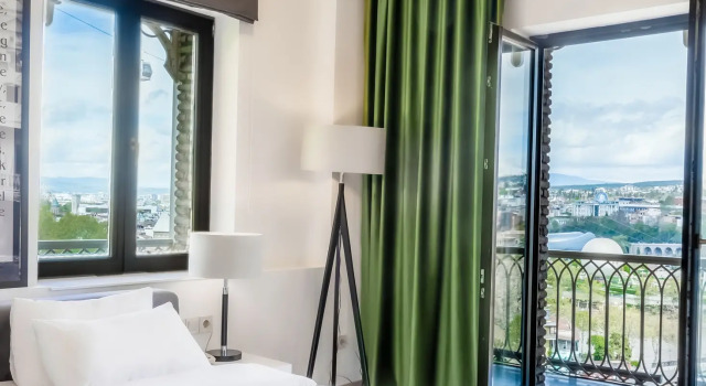Двухместный номер Superior с балконом Citadel Narikala Hotel