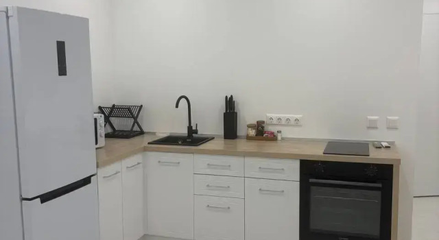 Yevrodvushka V Zhk Skazka Flat, Prenota Appartamento Hotel a Udmurtia con parcheggio, Parcheggio