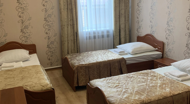 Трёхместный номер Стандарт с видом на внутренний двор Отель Династия