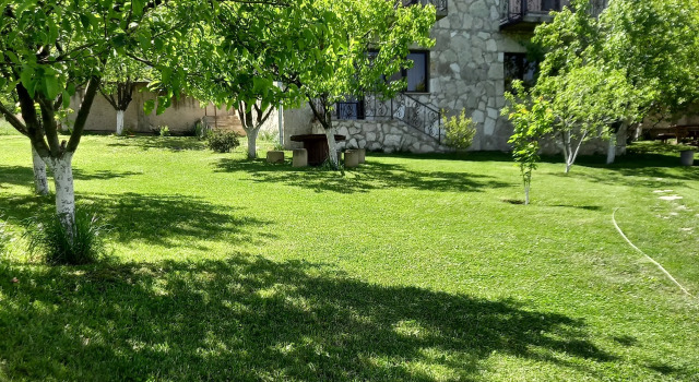 Guest house Ijevans Garden, Reserva ahora Hostal o pensión Ijevan Tavush region