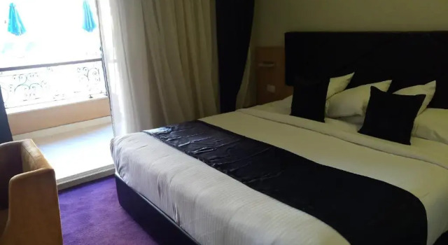 Двухместный номер Deluxe с балконом и с видом на бассейн Eastern Al Montazah Hotel