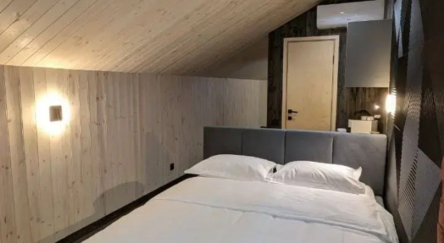 Номер Comfort с балконом и с красивым видом из окна Глэмпинг Август