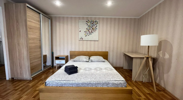 Na Ulitse Pritomskaya Naberezhnaya 13 Apartments