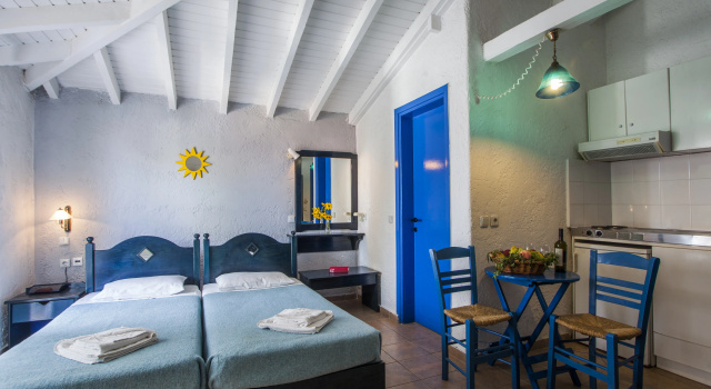 Двухместный номер Standard с балконом Отель Potidea Golden Beach