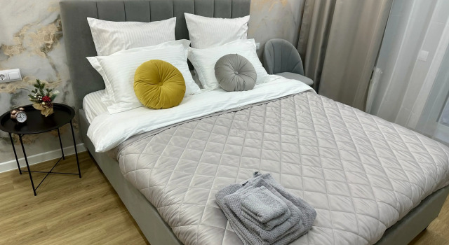Uyutniye U Aeroporta Apartments, Prenota Appartamento Hotel economici a Irkutsk Region