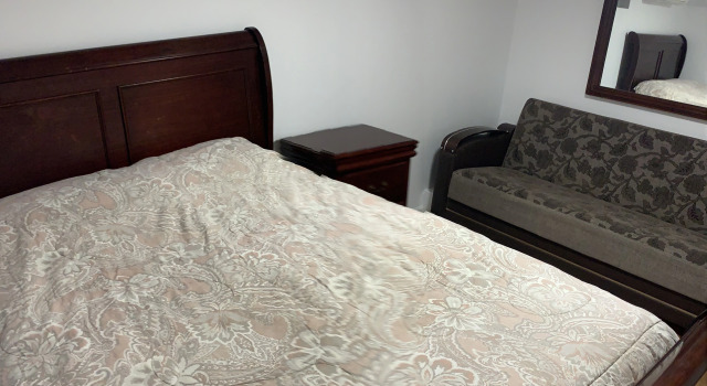 New York Home sweet home Living quarters, จอง โรงแรม Bayside รัฐนิวยอร์ก