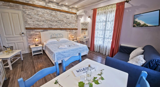 Flamingo Hotel Pelion - Seaside Superior Studios & Suites, Book Hotel Chorefto 