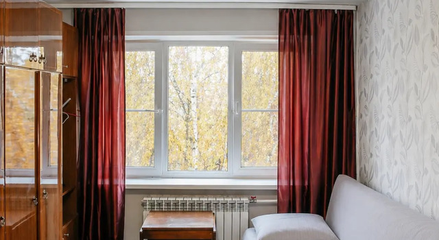 1-Komnatnaya Na Ul. Simferopolskaya 9 Flat, Buchen Sie Ferienwohnung Hotels in Oblast Moskau mit Parkplatz, Parkplätze