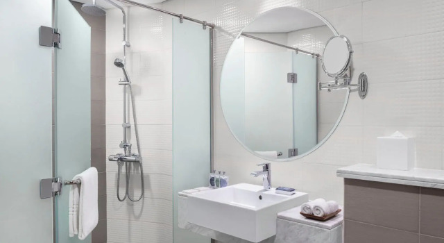 Двухместный номер Atrium View Deluxe Leva Hotel and Suites, Opposite Downtown