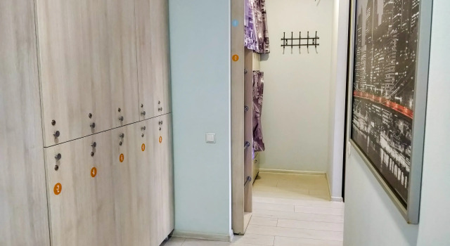Кровать в общем номере (мужской номер) с видом на город Телеграф
