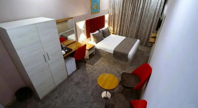 Camera Standard Amazon Hotel