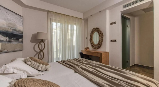 Трёхместный номер Classic с балконом Отель Gardelli Art Resort
