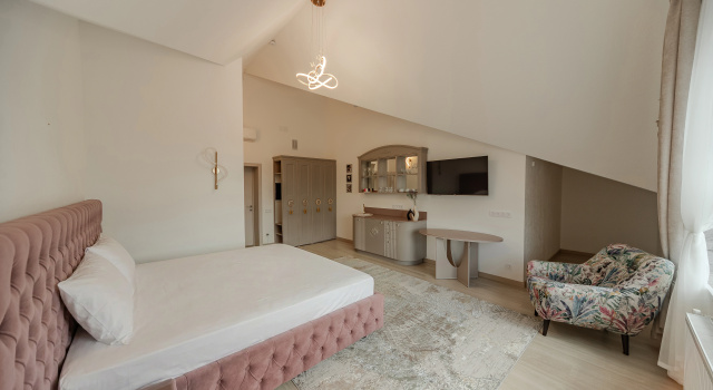 Suite Malakhit Hotel