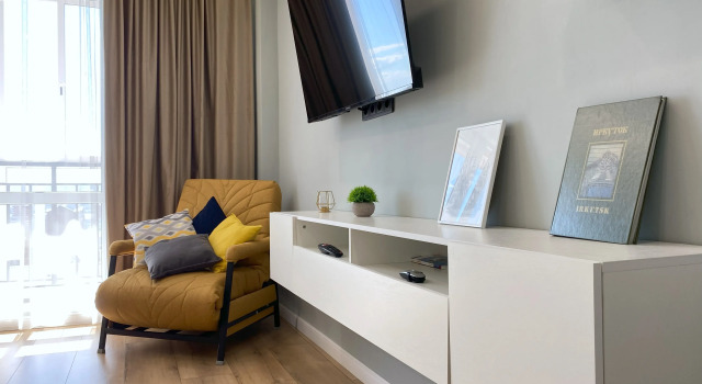 Kvartira Studiya, 37 M², 9/9 Et. Flat, Prenota Appartamento Hotel a Irkutsk Region con parcheggio, Parcheggio